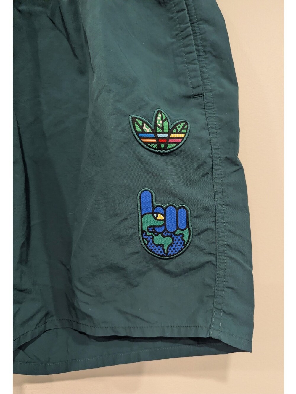 Adidas Originals Primegreen Being Green Craig + Karl Pocket Shorts Size Medium - Picture 2 of 7